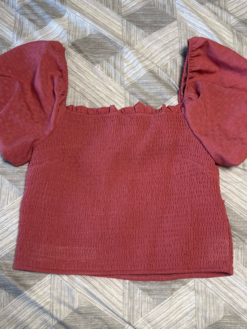 Francesca’s Cropped Tie Back Top